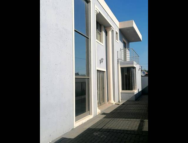 4 BEDROOM PROPERTY TO RENT IN DHLAMINI